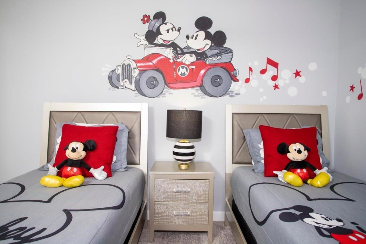 Ravishing Four Bd W/ Pool Close To Disney 4947 Kissimmee Eksteriør billede